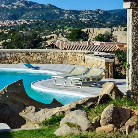 Salina Bamba Sleeps 10 Pool Wifi Willa